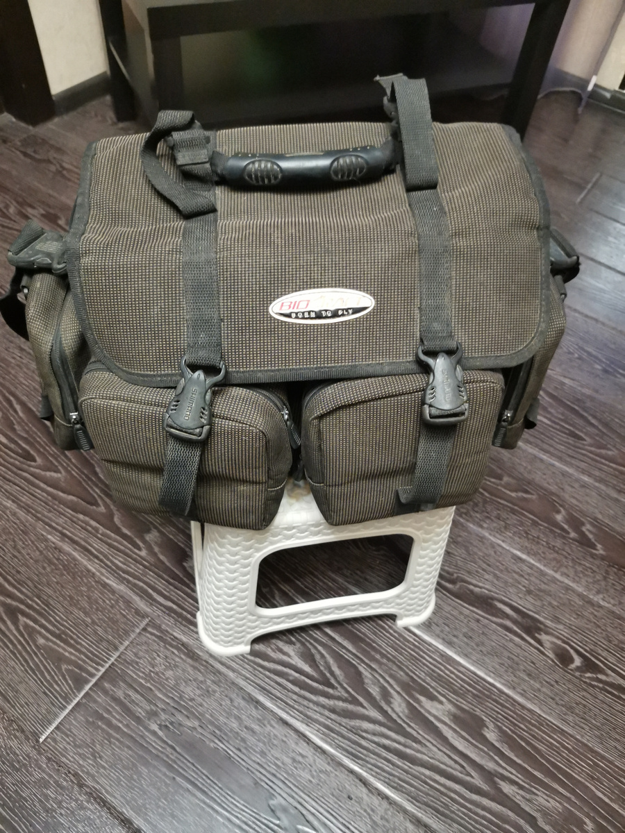 Шимановская" сумка для нахлыста,но для спиннинговой рыбалки идеально подходит...