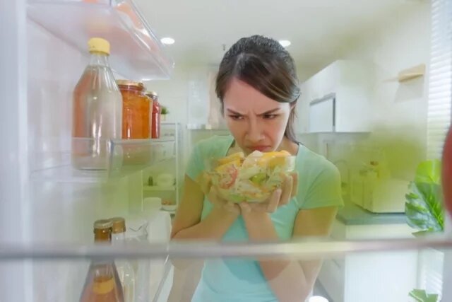    Куда жаловаться, если доставка испортила продукты?