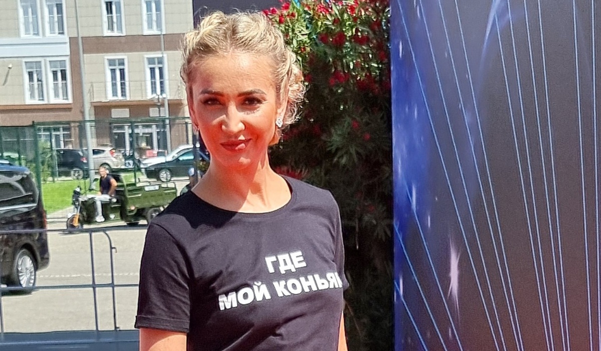    Ольга Бузова. Фото: Дни.ру / Феликс Грозданов