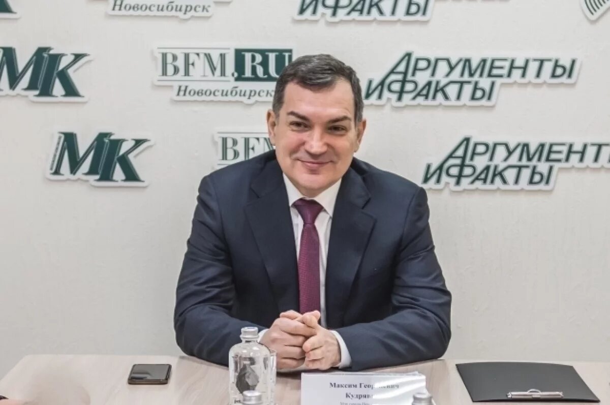    Мэр Новосибирска на фоне споров заявил о готовности принять студентов