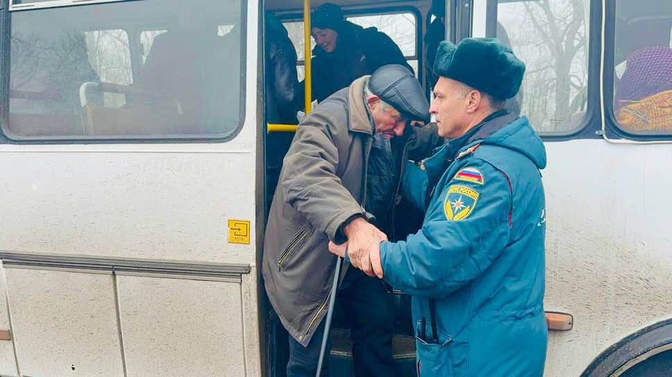 Эвакуация мирных жителей из курской Суджи.📷Фото: из Telegram-канала Александра Хинштейна