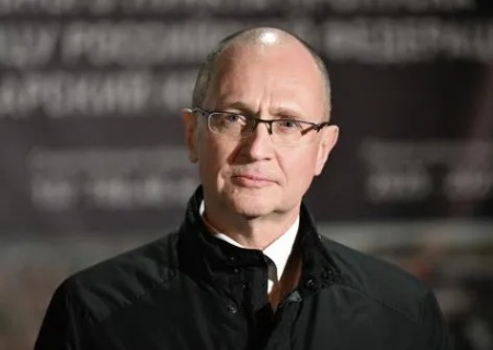    Кириенко приехал повышать качество жизни в ДНР. Сотрудники «Воды Донбасса» криком кричат, что им 3 месяца не платят зарплату