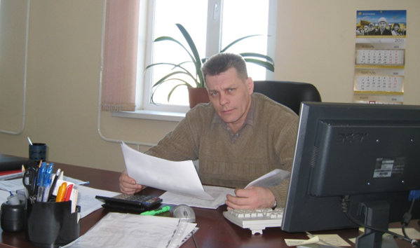 Строгий шеф (2011г)