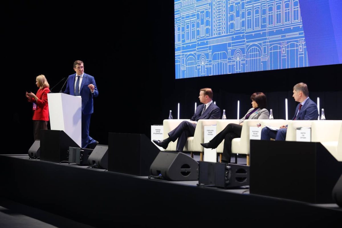    Глеб Никитин представил планы по развитию круизного туризма в Нижегородской области на выставке-форуме «Интурмаркет»