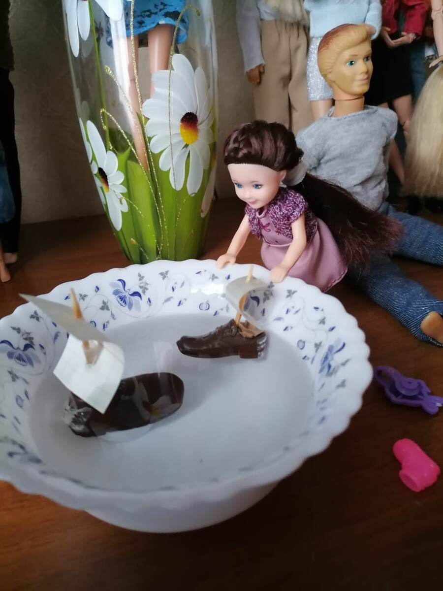 Ребёнок хочет играть! 