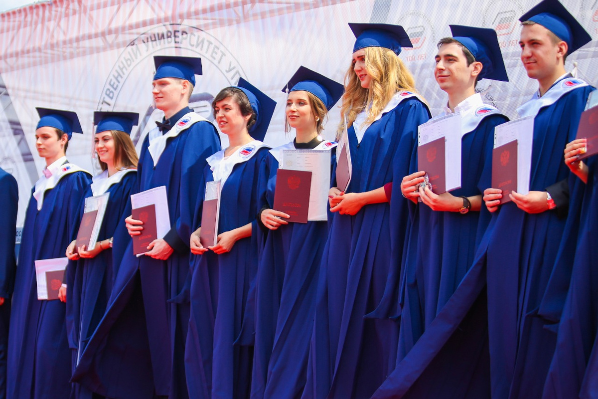    Секреты круга выпускников лучших вузов Москвы