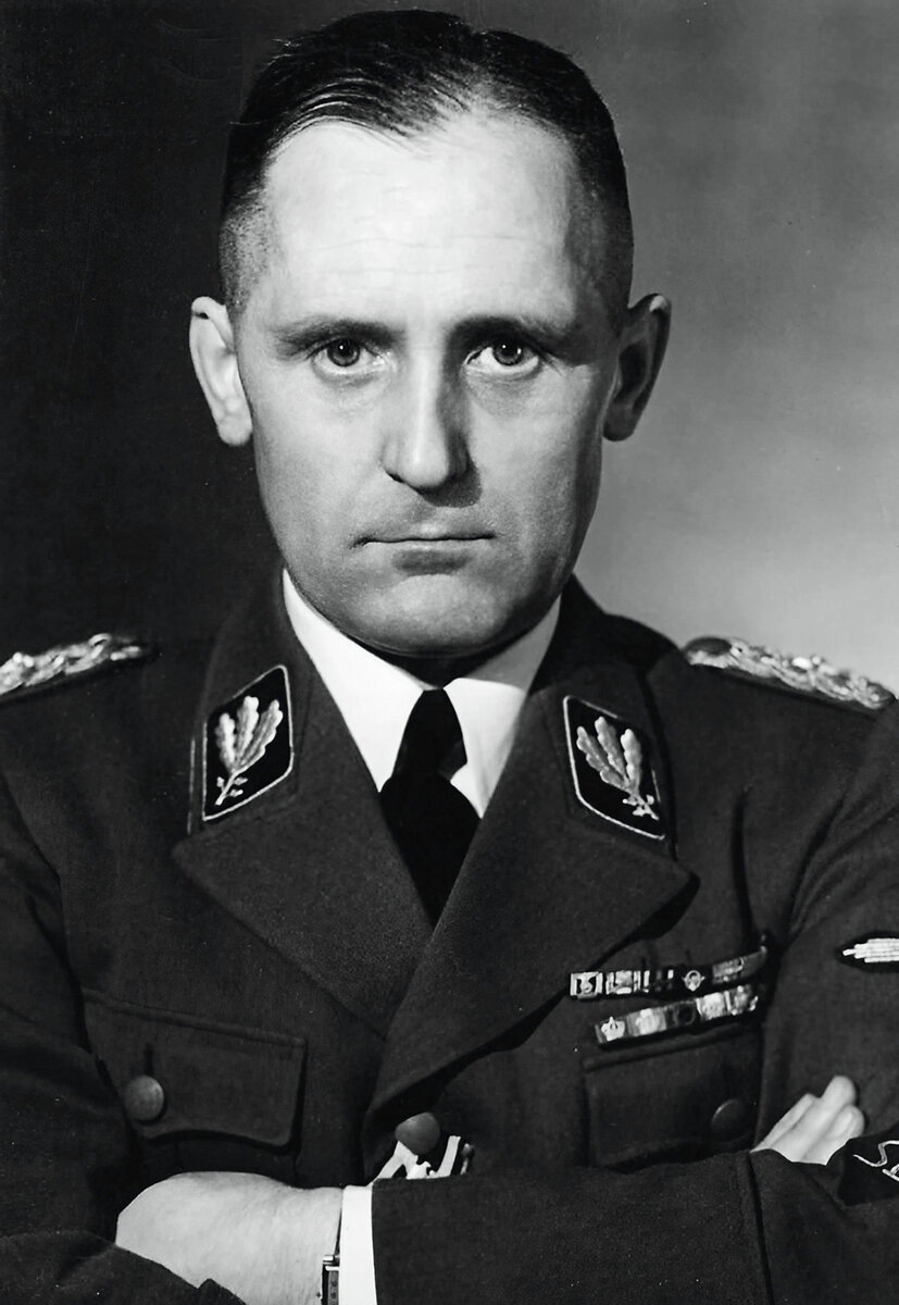 Фото настоящего Генриха Мюллера. В 1945 году ему было всего 45 лет.