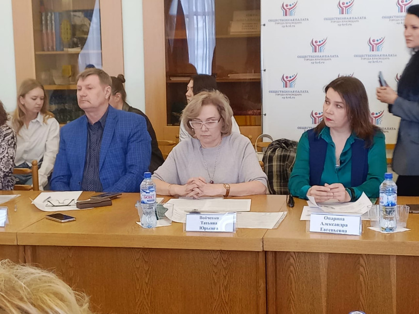 Главный врач клинки «Евромед» , кардиолог Татьяна Юрьевна Войченко и Медицинский директор федеральной сети офтальмологических клиник 3Z, Александра Евгеньевна Опарина