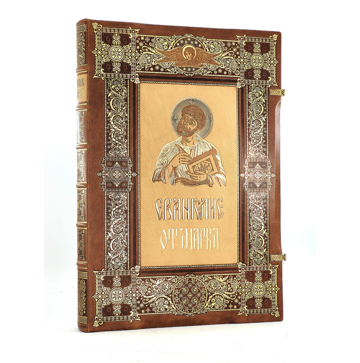 Общий вид Евангелия. Формат 33 х 47 см.