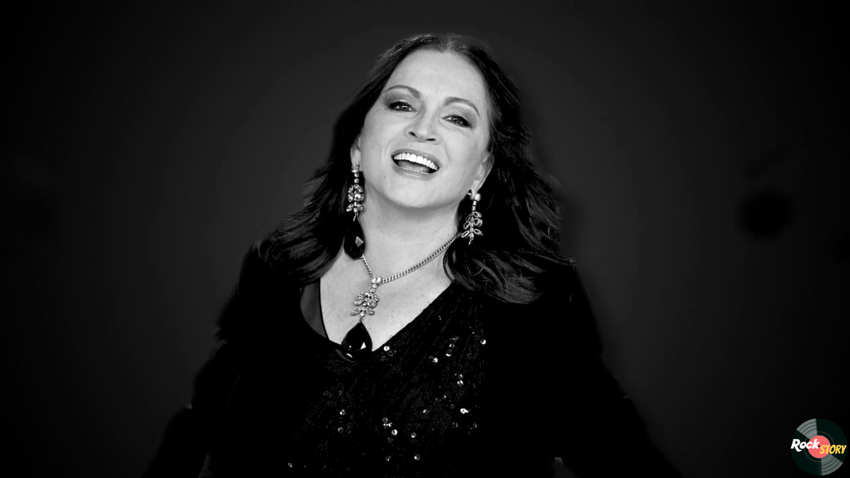 На фотографии: София Ротару