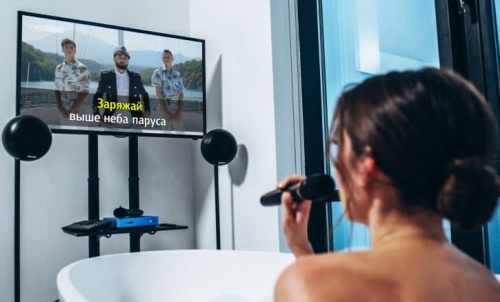 Караоке — это идеальный подарок на 8 марта