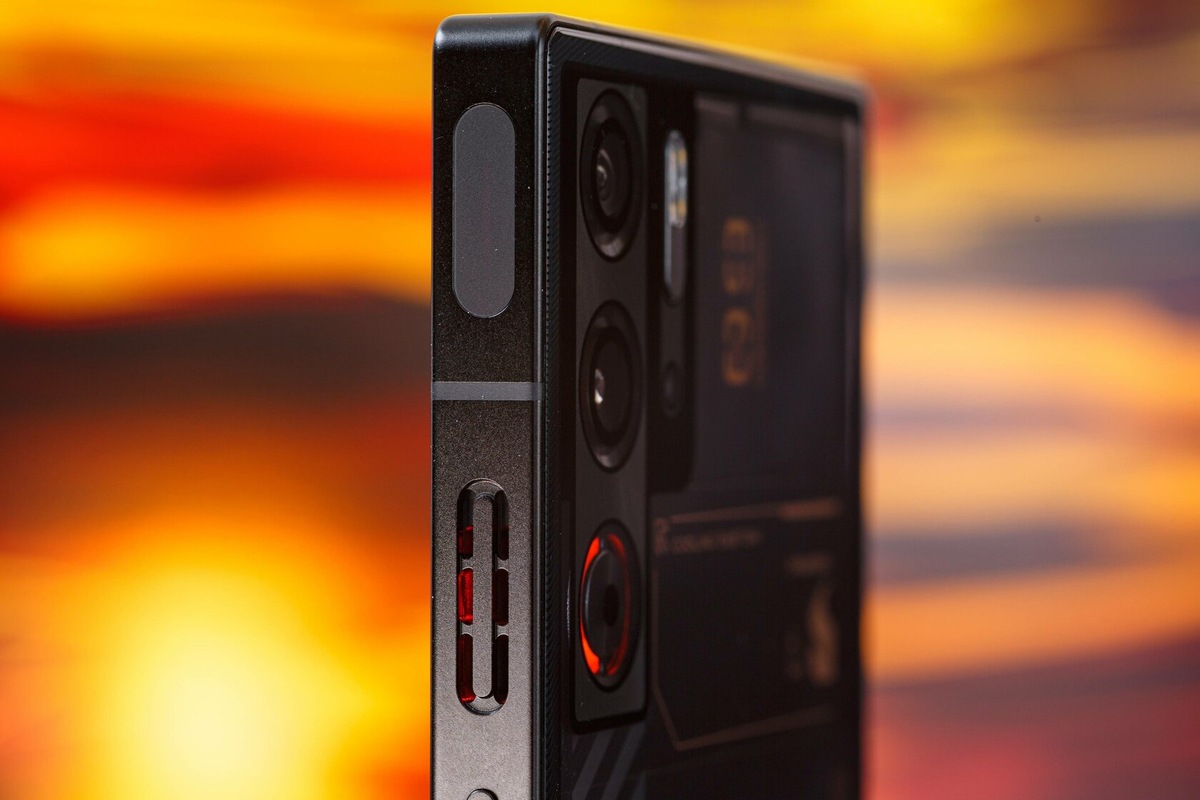    Nubia RedMagic 10 Pro: Геймерский смартфон с секретами