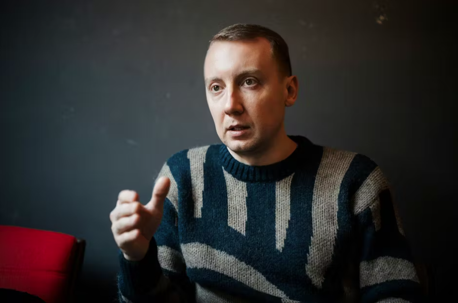 Украинский писатель Станислав Ассеев рассказывает о Донецкой тюрьме пыток и текущей военной ситуации © Anikka Bauer/Berliner Zeitung