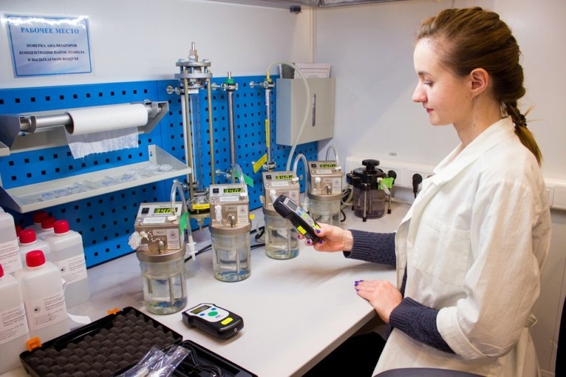 Химик-метролог, ВНИИМ им. Д.И. Менделеева. Фото из открытых источников