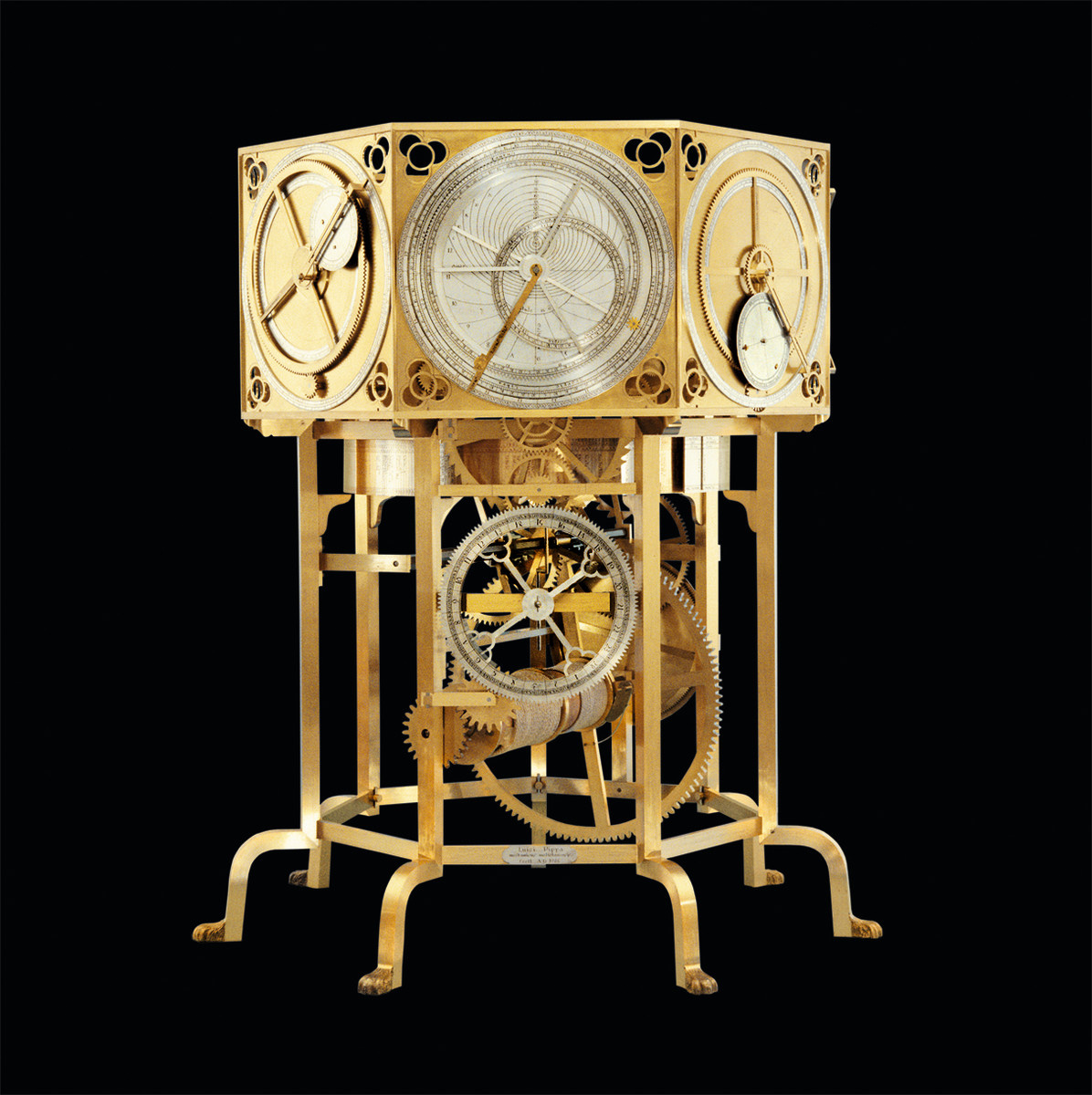    Реплика часов Астрариум, изготовленных Джованни де Донди между 1348 и 1364 годами.Международный музей часов, Ла-Шо-де-Фон, Швейцария