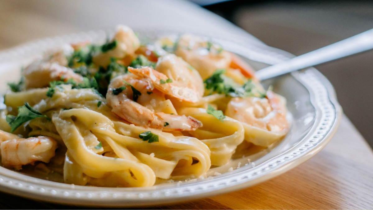 Паста с креветками в сливочном соусе