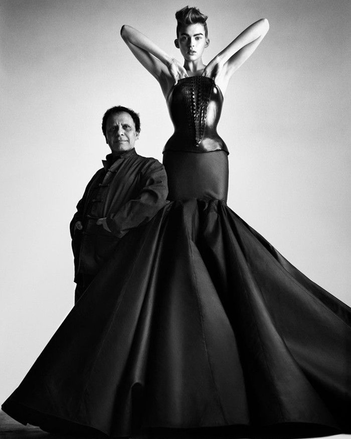 Azzedine Alaia and models