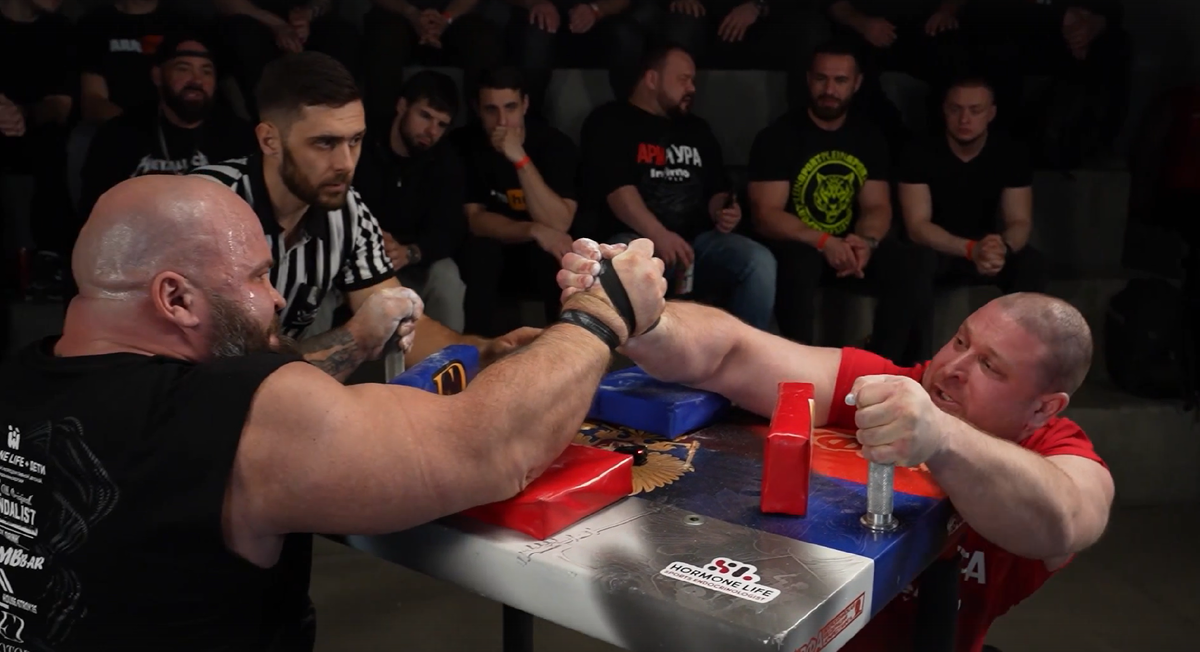 Вроде только-только в АРМе, но уже владеют Кинг Мувом!