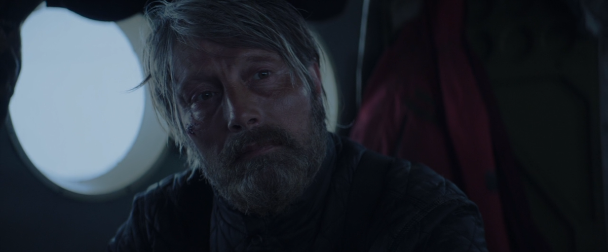 Кадр из фильма "Затерянные во льдах" 2018 г. реж. Джо Пенна