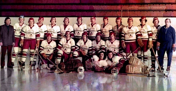 Фото с яндекс.картинки (пензенский "Дизелист" 80-х)