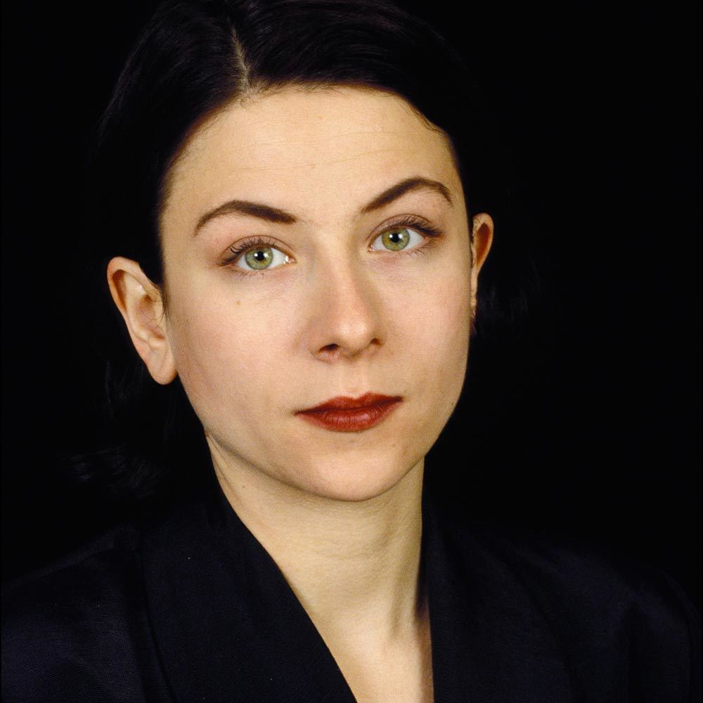 фото Донны Тартт, источник: Яндекс картинки