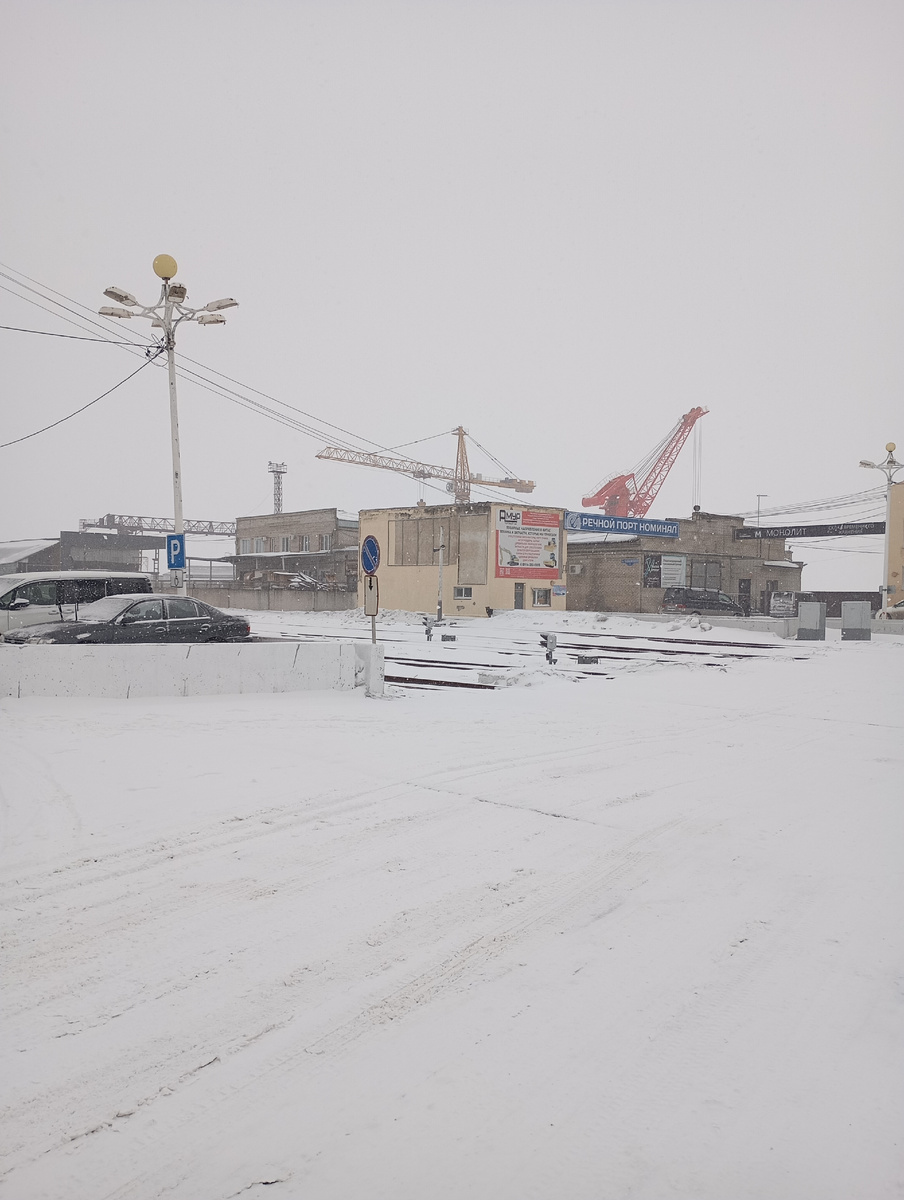 Виды терминала на российской стороне