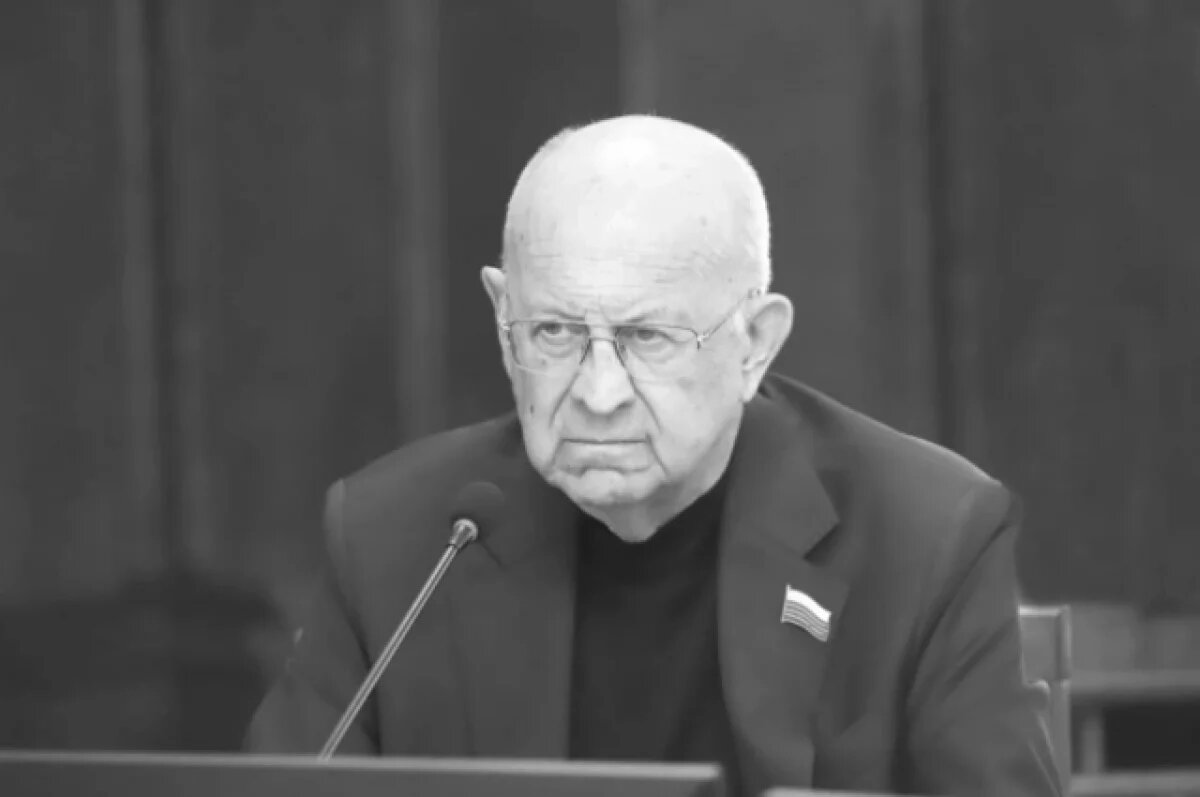    Скончался депутат Заксобрания Новосибирской области Александр Козлов