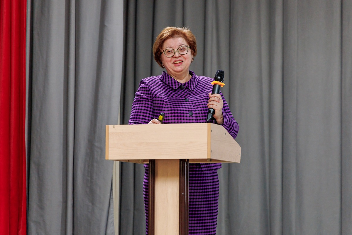 Марина Ивановна Ананич, помощник сенатора РФ