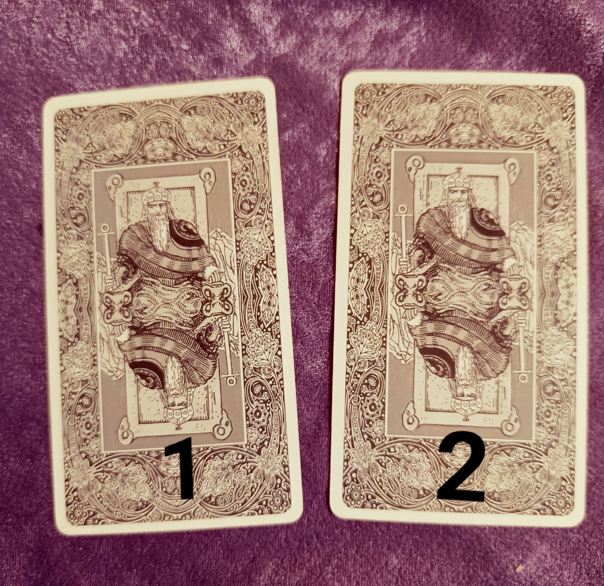 Ну что мои🍓доброго времени суток☀️Предлагают, как все всегда 😊интуитивно выбрать одну из карт🤗