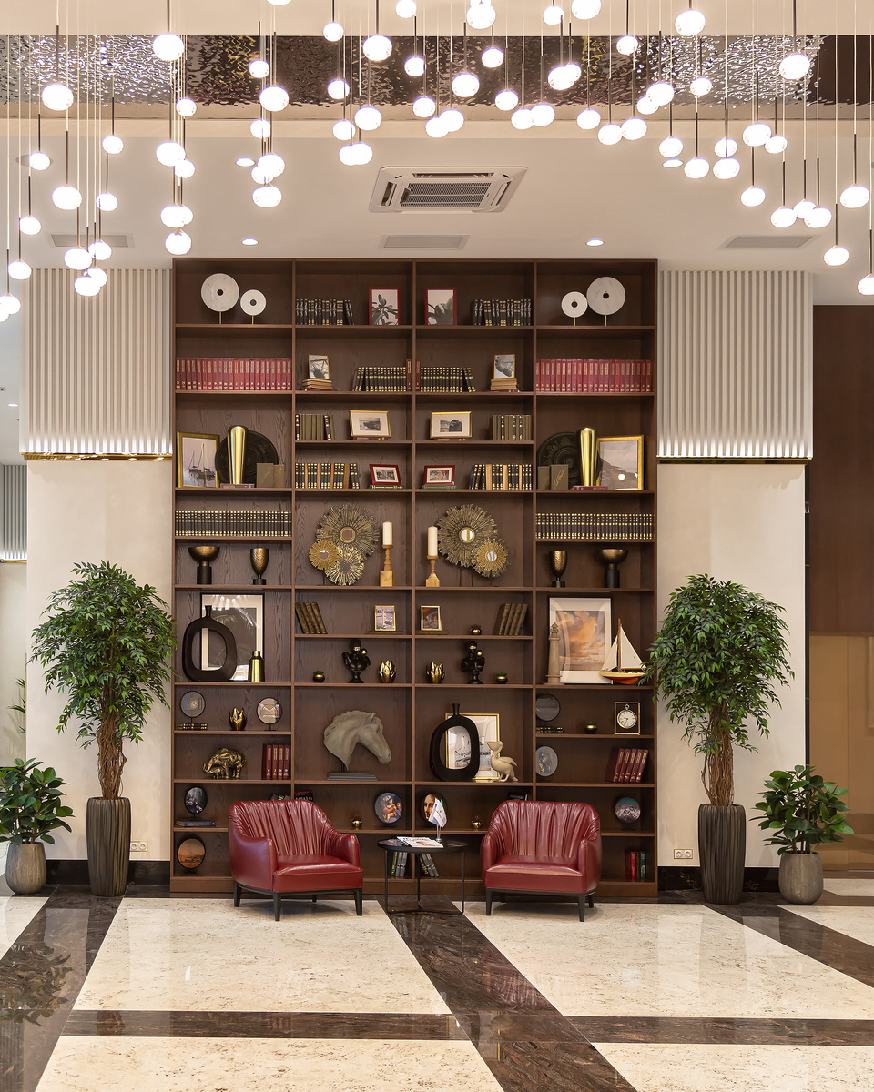 Холл в Richmond Residence