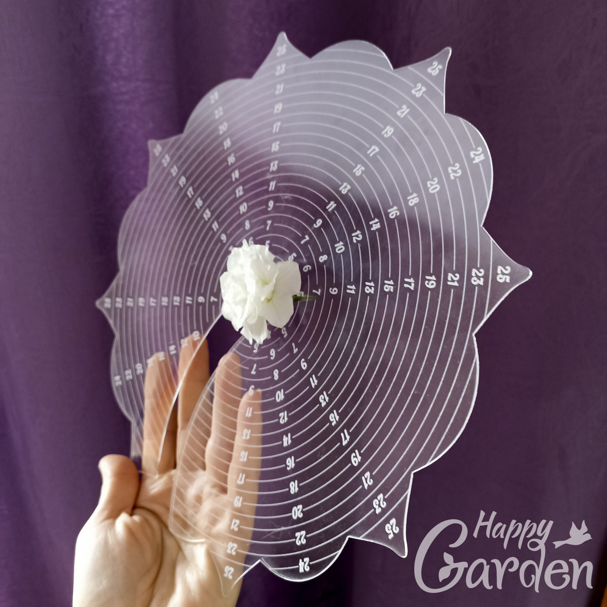 Линейка Happy Garden для измерения цветов и бутонов.