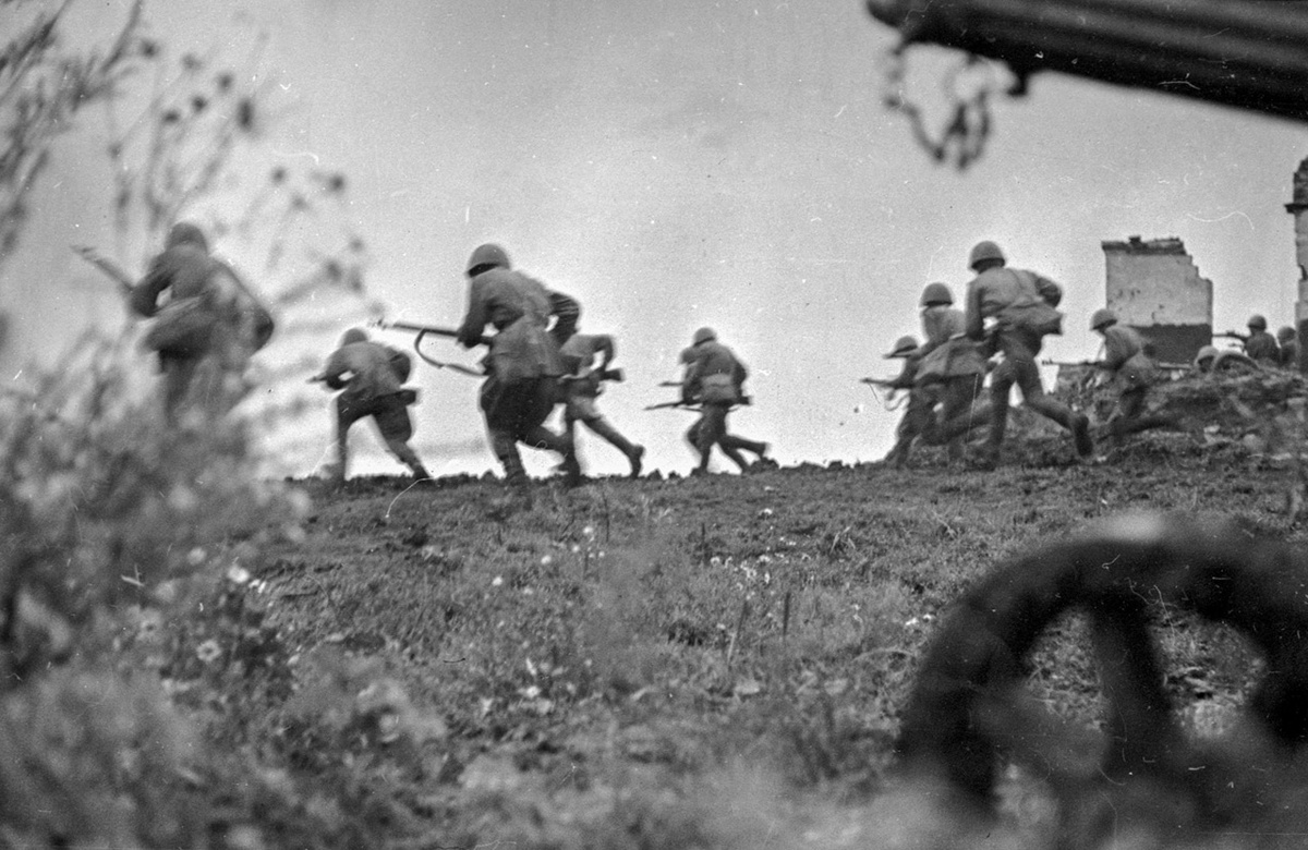 Григорий Батин побывал заключенным, дезертиром и орденоносцем.  Фото: архив Минобороны РФ / mil.ru