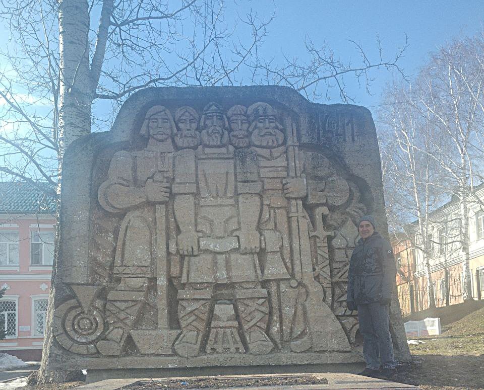 Стела в честь создания города Саранска. Фото автора