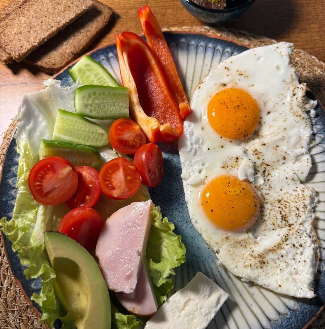 Яичница- самый распространëнный завтрак