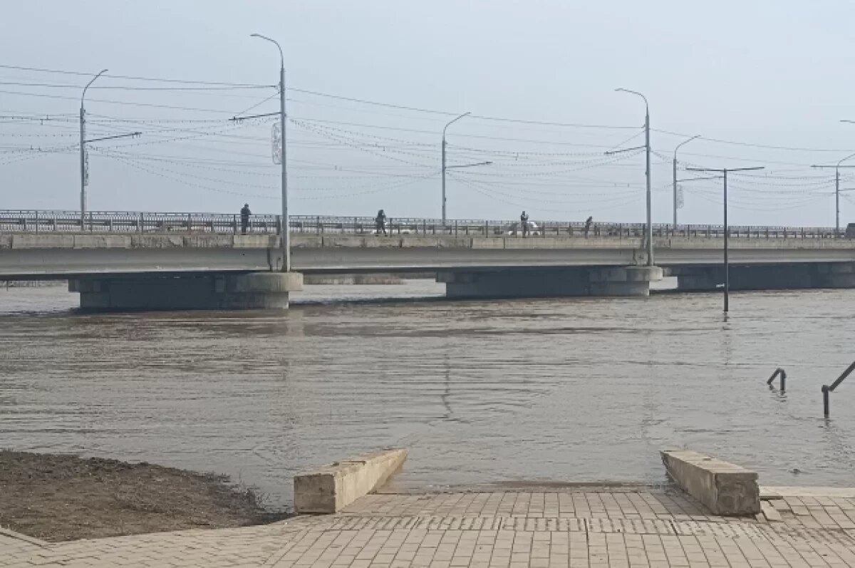    Уровень Урала в Орске и Оренбурга поднялся еще на несколько сантиметров