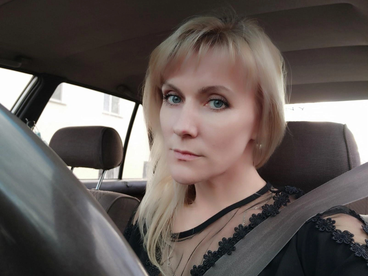 Елена Сарафанова. 23 октября на улице Ватутина в Коркино нашли её труп, неподалёку от принадлежащего её автомобиля.