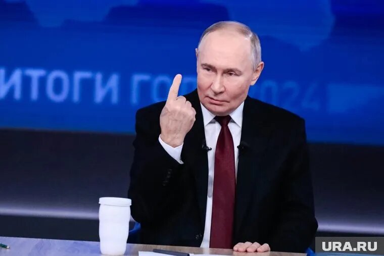 Путин выразил благодарность российским военным. Фото: Роман Наумов © URA.RU