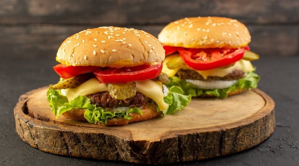 Мини-бургеры с говядиной и сыром