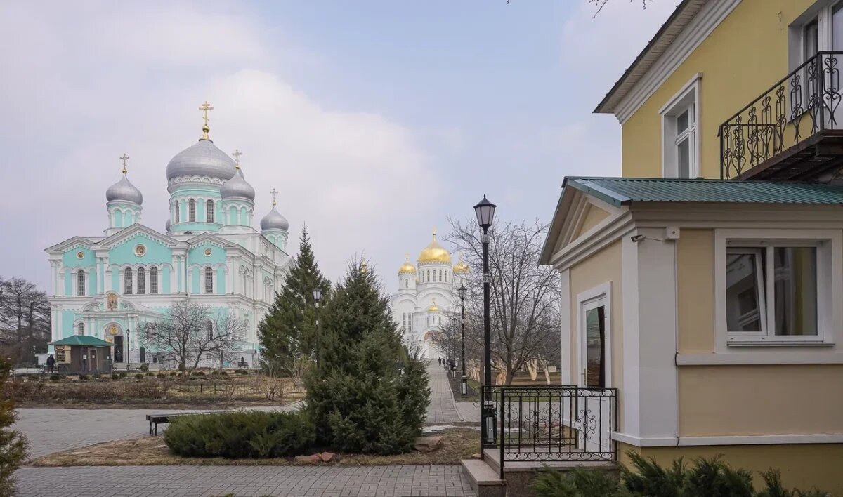    Замминистра строительства и ЖКХ РФ Алексей Ересько принял участие в совещании по вопросам развития Дивеевского монастыря