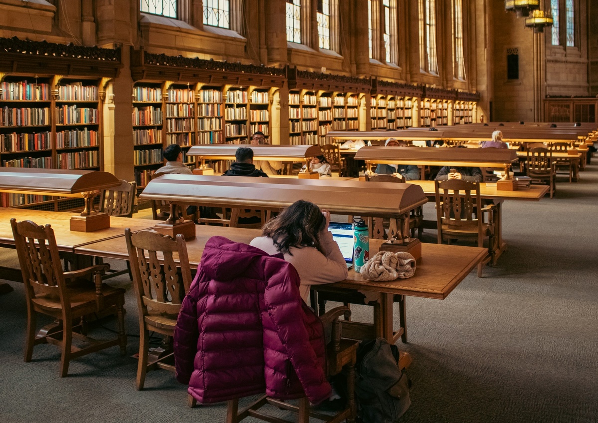 Фото с бесплатного фотостока https://unsplash.com, автор Zoshua Colah