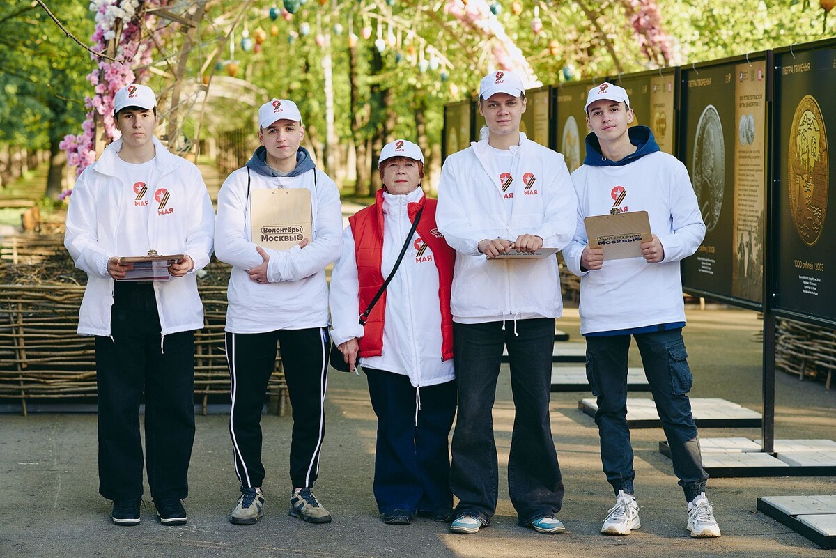    Более 10 тысяч москвичей захотели вступить в волонтерский корпус к 80-летию Победы