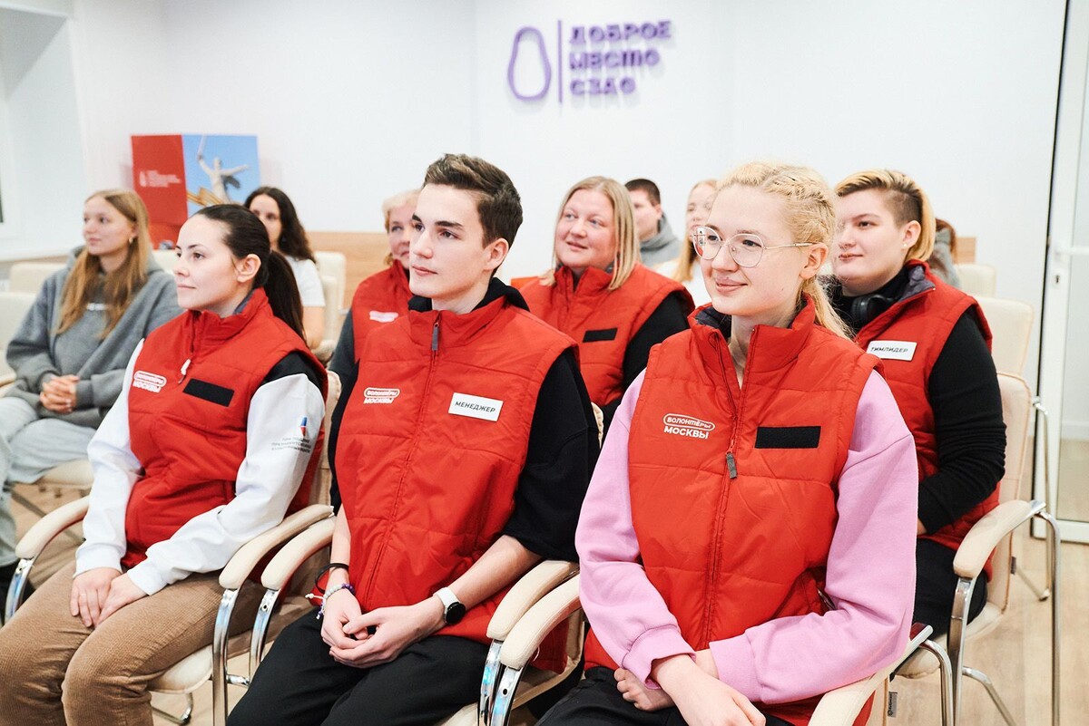    Более 10 тысяч москвичей захотели вступить в волонтерский корпус к 80-летию Победы