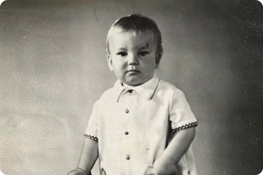 Вячеслав Дель в детстве, пгт Колывань, Новосибирская область, 1978 г