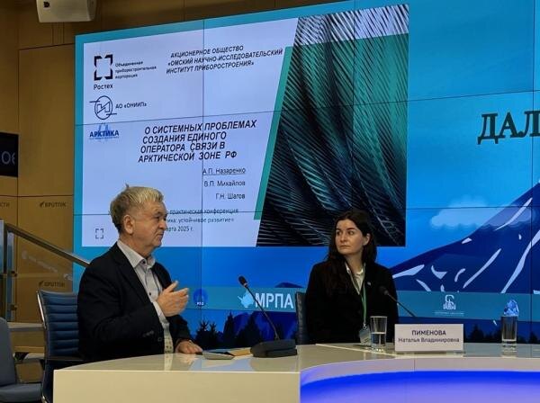 На фо­то: глав­ный науч­ный спе­циа­лист АО "ОНИИП" Ана­толий На­зарен­ко (фо­то ComNews)