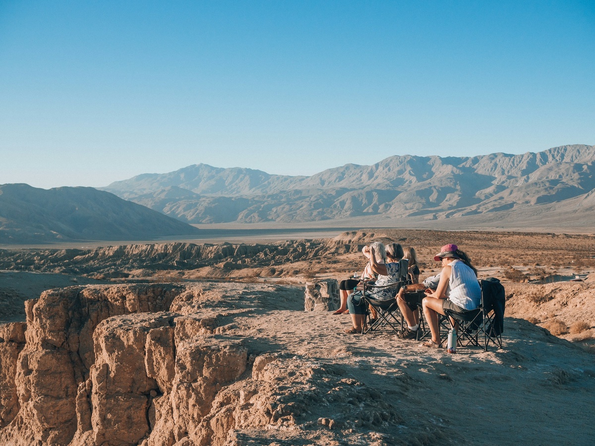 Фото с бесплатного фотостока https://unsplash.com, автор Yoav Aziz