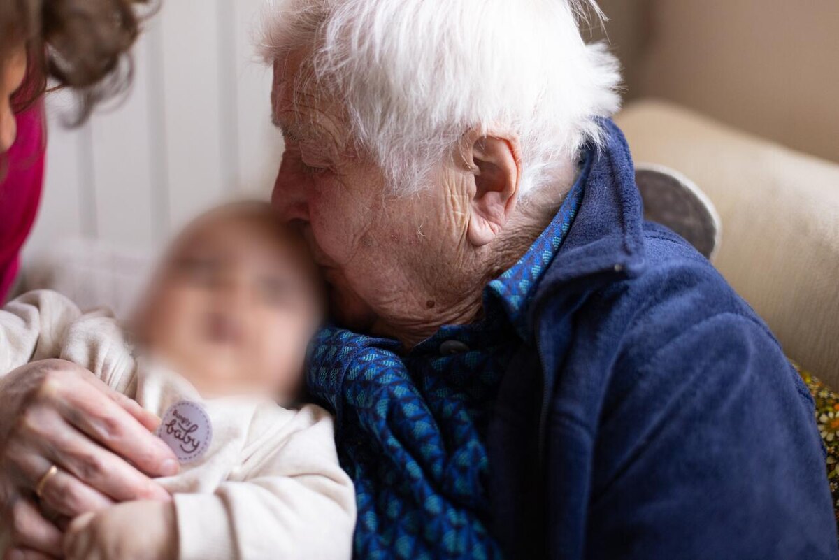     Предоставлено Сати Казановой