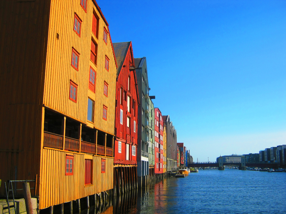 Тронхейм, на берегах Нидэльвы