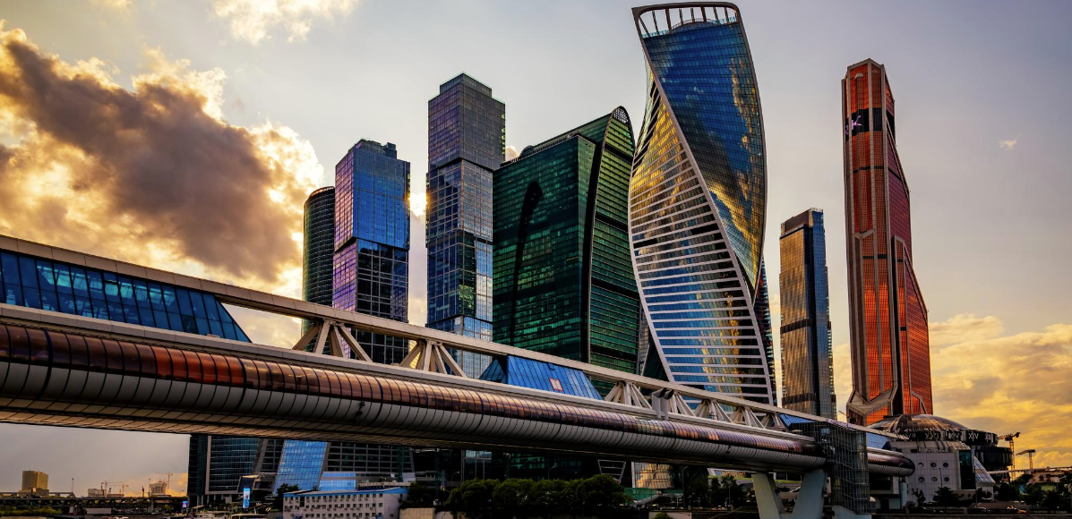 Небоскрёбы в финансовом районе Москвы ©Getty Images/Anton Petrus
