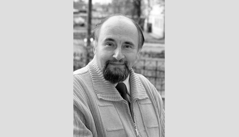    На 72-м году жизни скончался оренбургский журналист Павел Авинов Андрей Севостьянов
