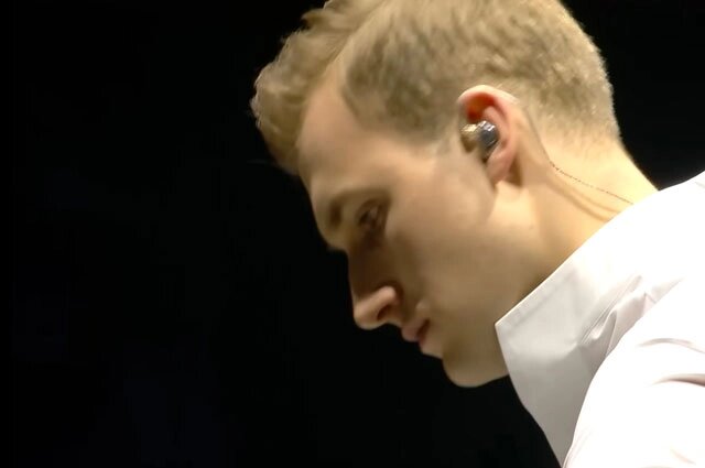    Скриншот видео